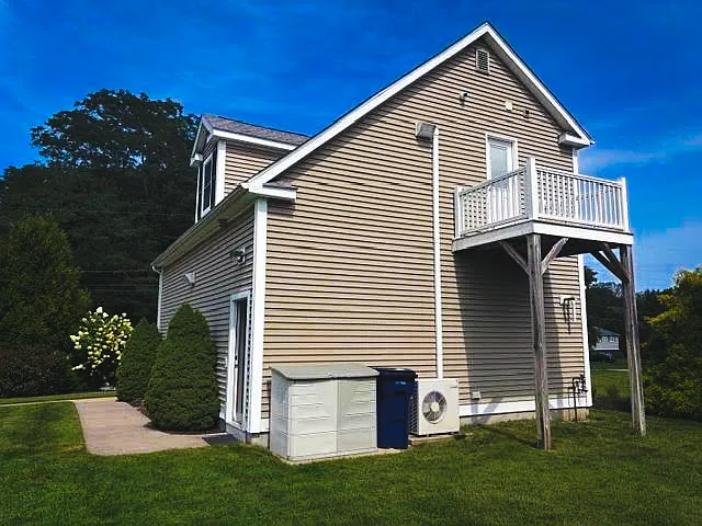 1 bed, 1000 sqft, $2,100 — Photo 3