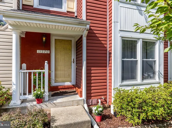 11570 Hill Meade Ln, Woodbridge, VA 22192