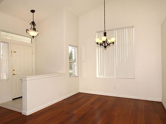 3rd image of 3858 Ventana Ct