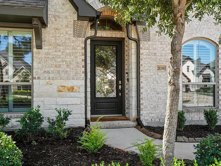 28348 Sterling Oak Dr — Photo 11
