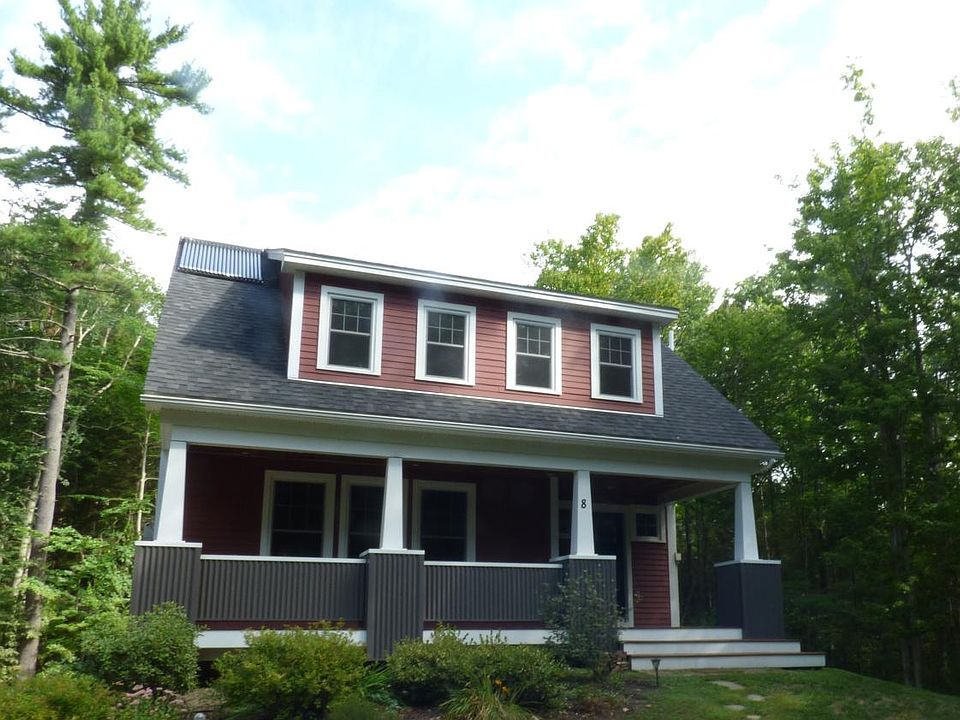 Bungalow style home with farmers porrch
