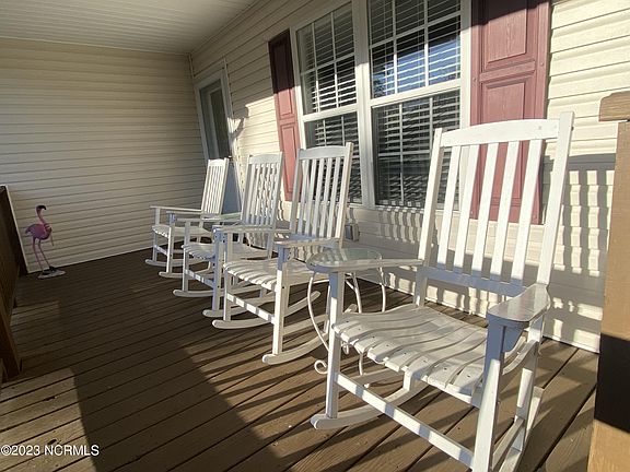 2nd image of 137 NE 17th Street