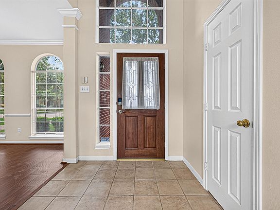 4th image of 12330 Shadow Green Dr
