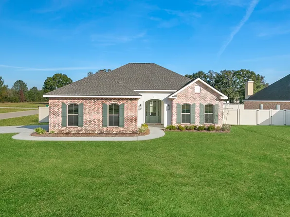 501 Pemberton Pl, Picayune, MS 39466