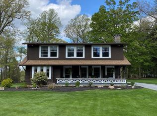 913 Saint Clair Rd, Johnstown, PA 15905