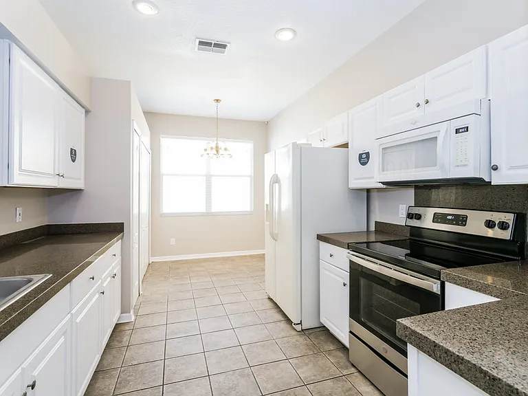 18109 Ashton Park Way — Photo 7