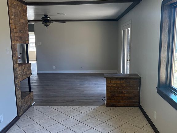 5th image of 2706 Yorkshire Dr #1