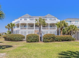 121 SE 67th St, Oak Island, NC 28465