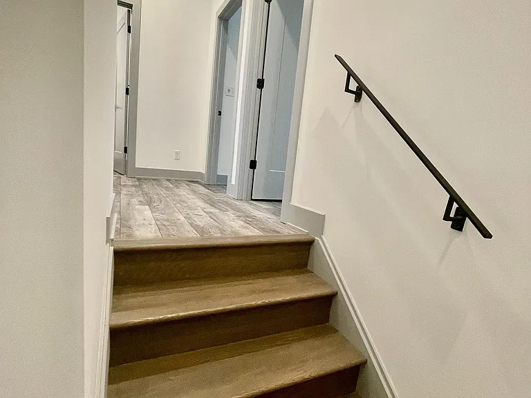 420 Breezewood Dr #107 — Photo 20