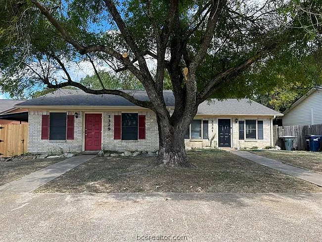 3329 Longleaf Cir — Photo 1