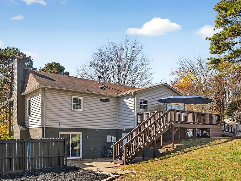 6013 Ferndale Pl — Photo 33