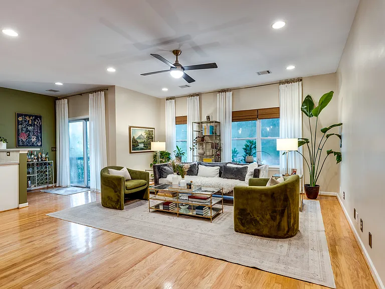317 Deep Woods Cir — Photo 22
