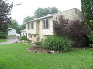 128 Bender Mill Rd, Lancaster, PA 17603