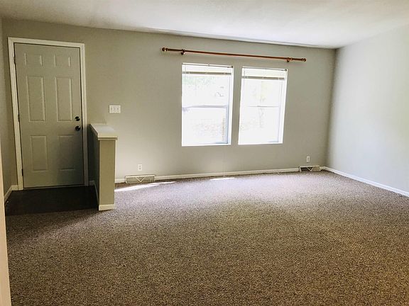 3rd image of 4230 S Orchard Ln