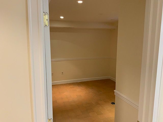 1st image of 621 Valley Ave #1