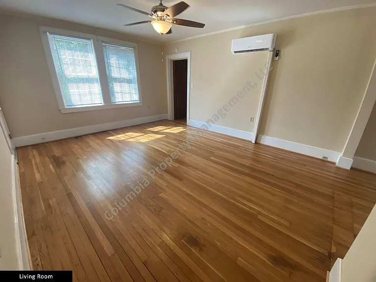 1600 Maple St #4 — Photo 2