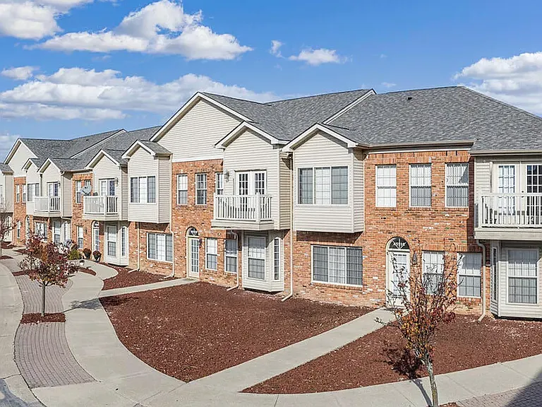Towne Center Flats