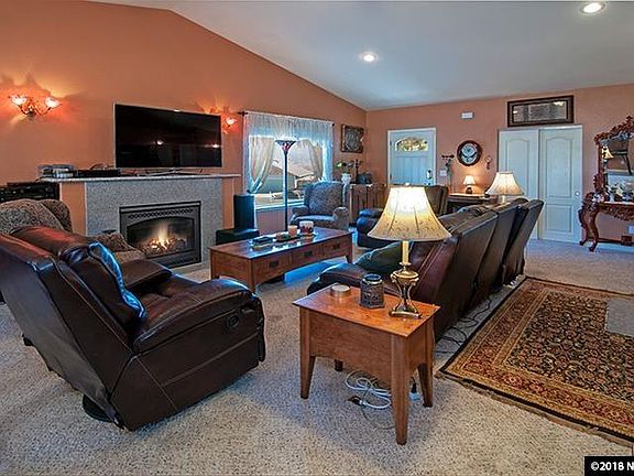 5th image of 4098 Lepire Dr