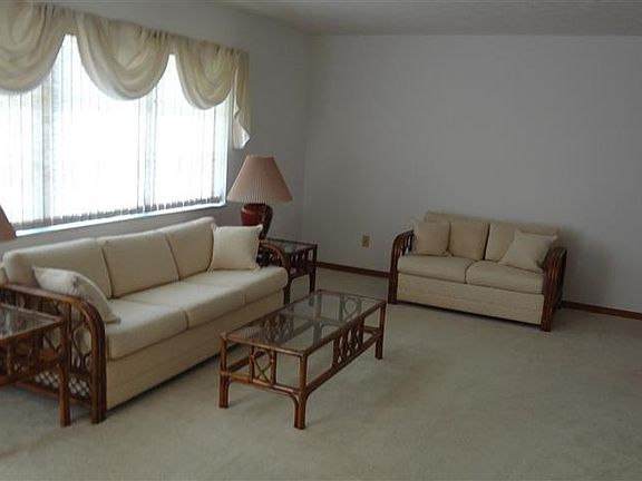 5th image of 460 SE Seabreeze Lane