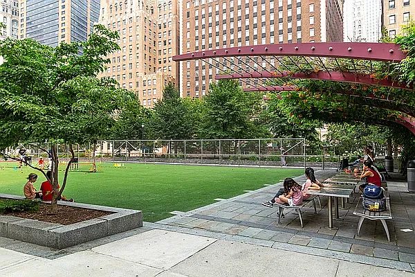 Rented by Level Group | media 30