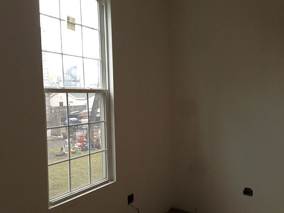 4th image of 1511 N Campbell Ave