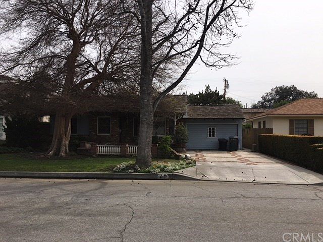 1st image of 34 W Naomi Ave