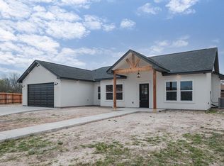 109 Richards Ct, Del Rio, TX 78840