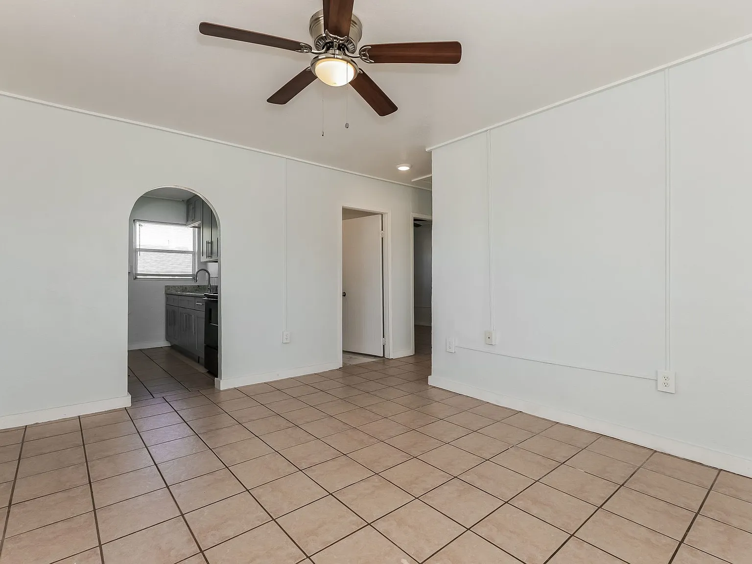 315 D Street Unit 3 - Unit... — Photo 1