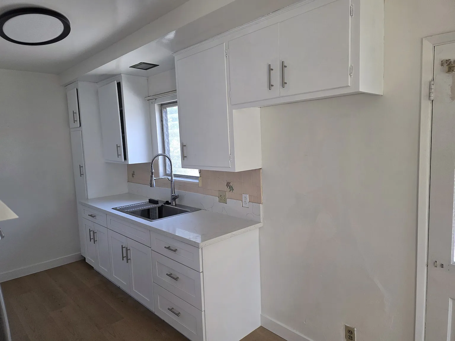 1 bed, $2,125 — Photo 3