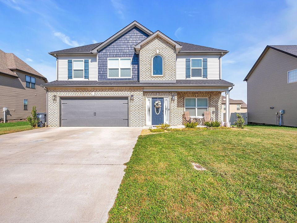 1st image of 882 Terraceside Cir