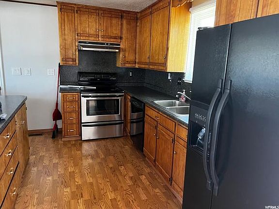 5th image of 710 N 6th St