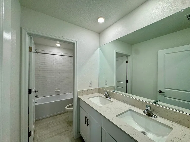 11524 Radiant Shore Loop — Photo 27