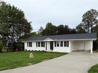 1713 Gideon Grove Church Rd, Stokesdale, NC 27357