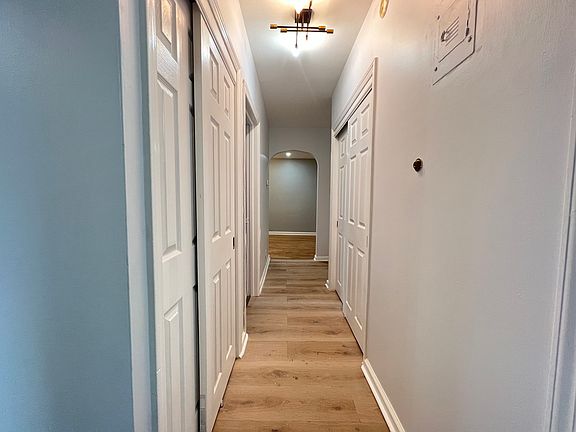 3rd image of 119 Hobart Ave #5