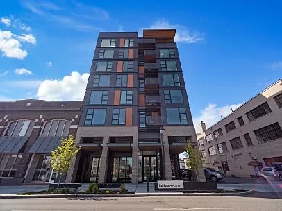 Parkview West Towers — Photo 1