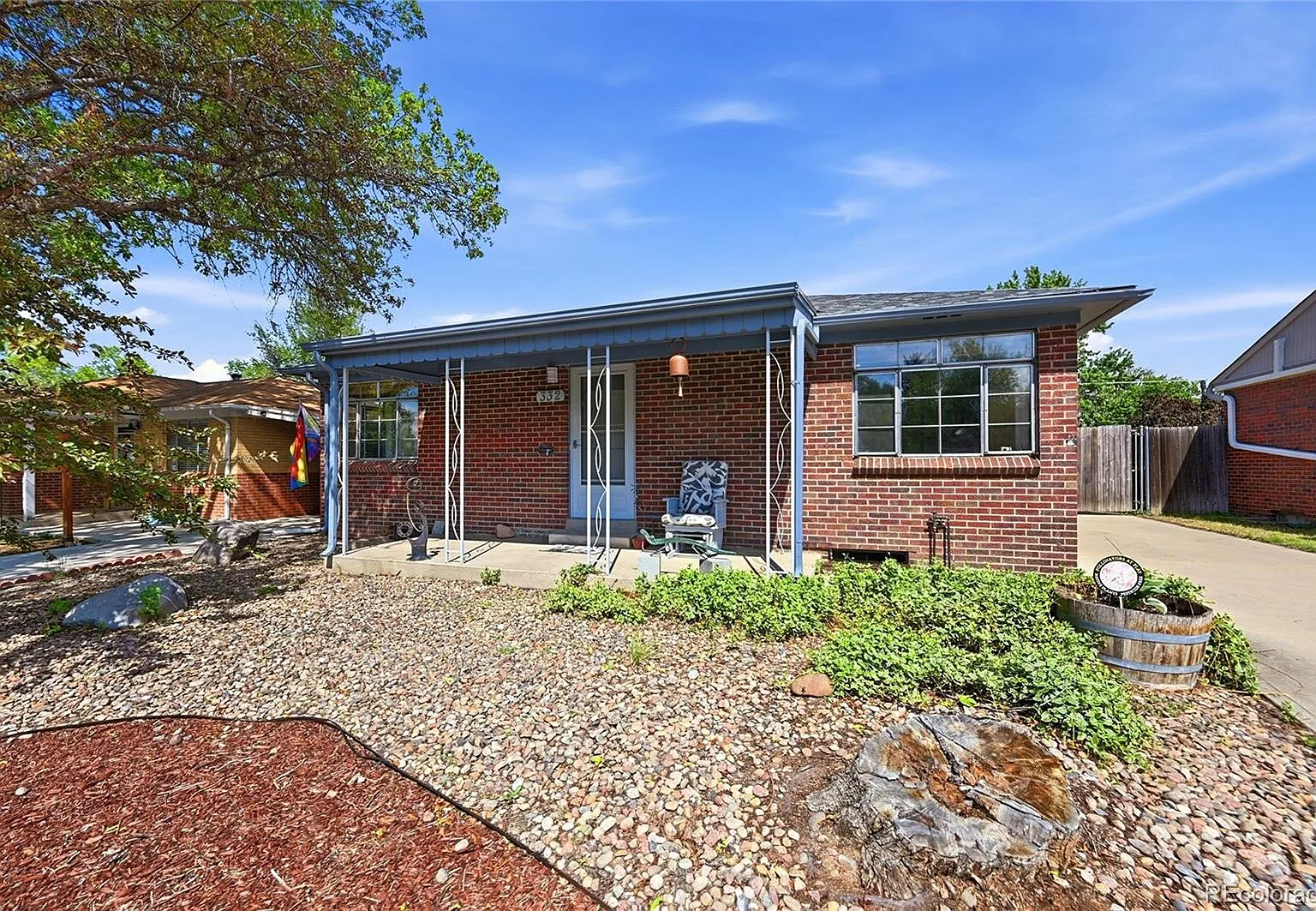 3 bed, 2.0 bath, 1660 sqft, $2,600 — Photo 1