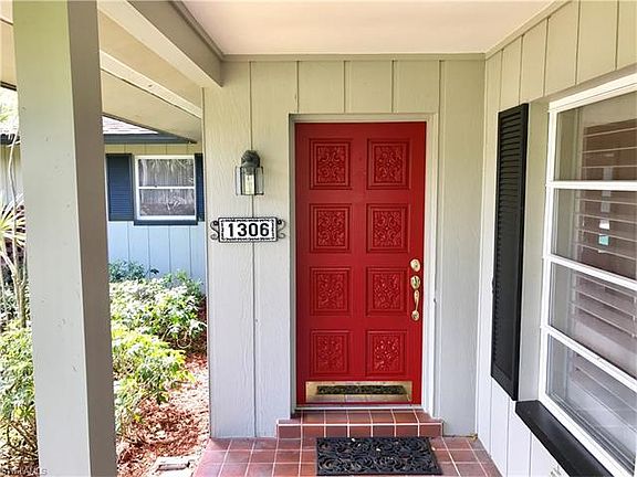3rd image of 1306 Melaleuca Ln