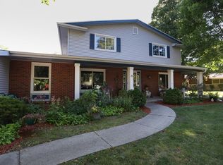 75 Elm Acres Dr, Fond Du Lac, WI 54935