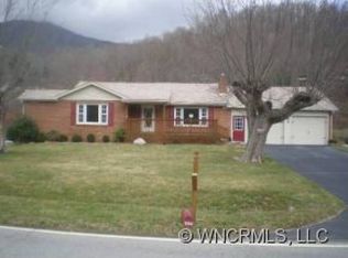 992 Moody Farm Rd, Maggie Valley, NC 28751