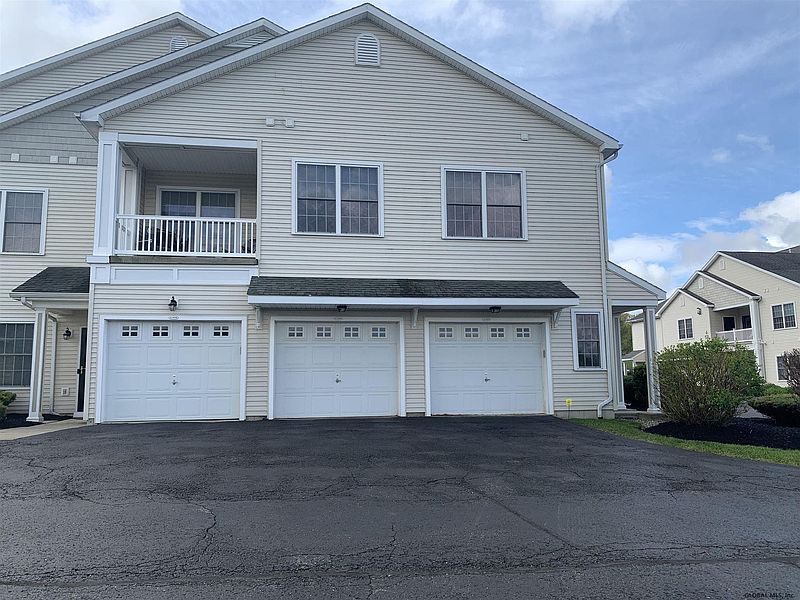 2nd image of 309 N RIDGE