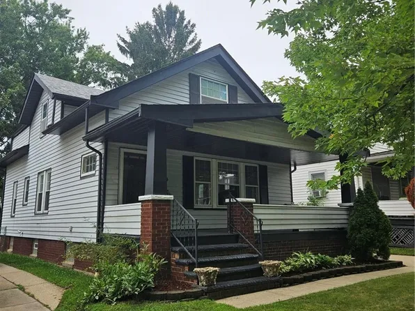 4764 Burleigh Rd, Garfield Heights, OH 44125