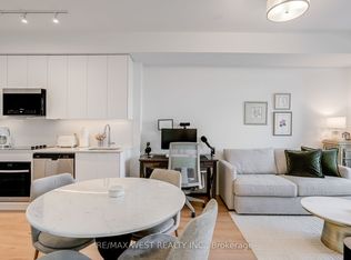 474 Caldari Rd #511, Vaughan, ON L4K 4G3