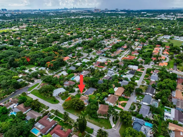 15040 NE 7th Court, Miami, FL 33161