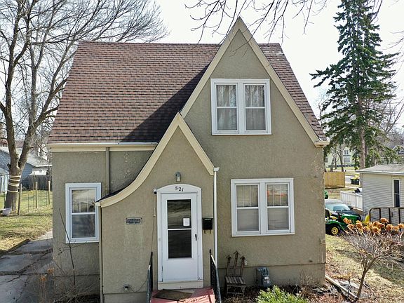 5th image of 521 7th St SW