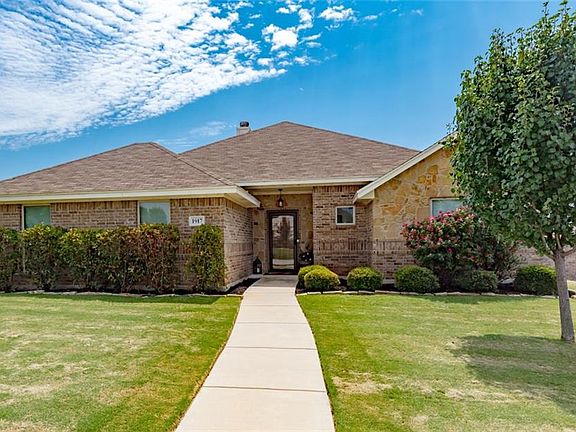 2nd image of 1917 Starwood Dr