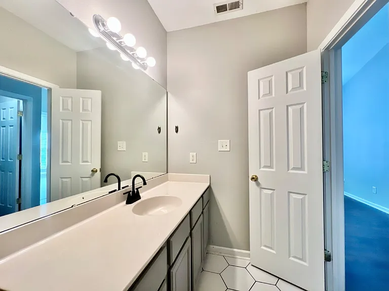 119 Ross Moore Ave — Photo 14
