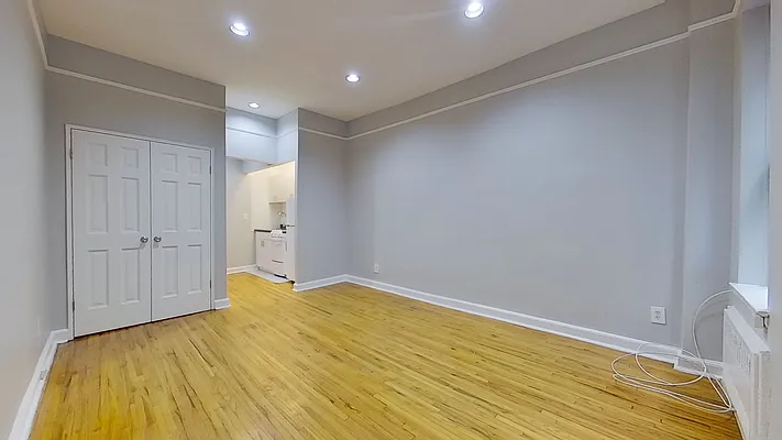 Rented by Compass | media 8