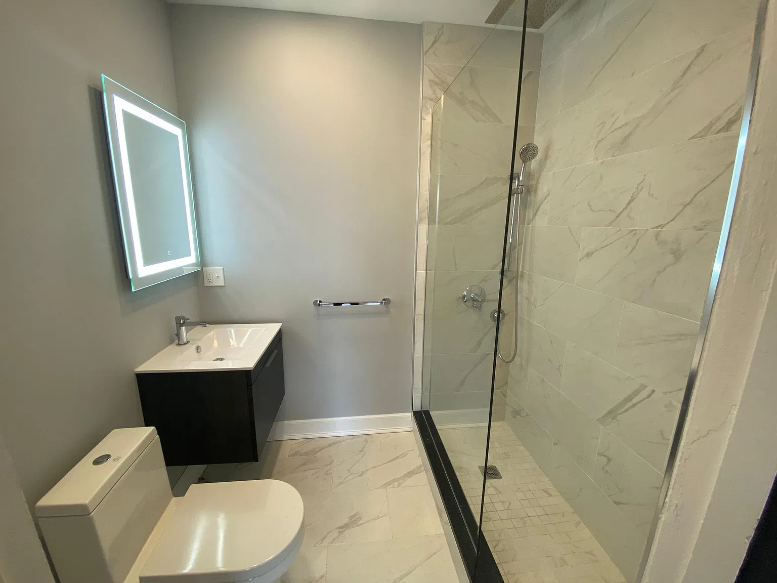 1 bed, 450 sqft, $1,500 — Photo 3