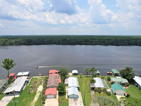 2nd image of 220 SPORTSMAN DRIVE Drive