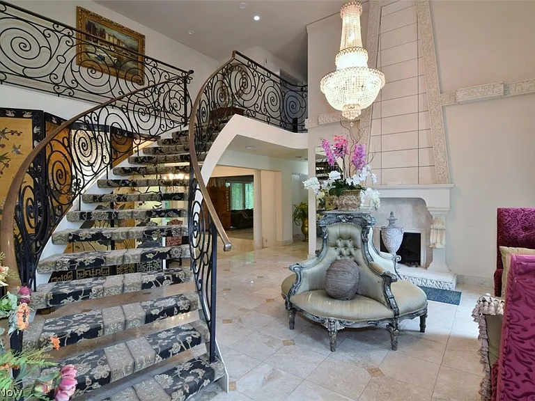 32049 Gates Mills Blvd — Photo 4